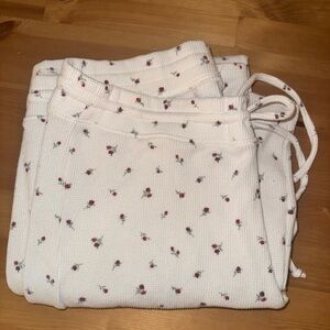 Floral Print Lounge Pants and Matching Long sleeve shirt